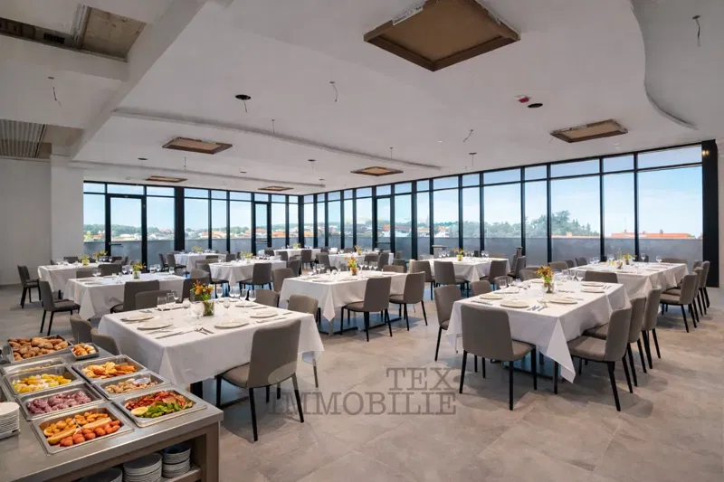 Restaurant in the center of Poreč – 337 m², 108 seats, terrace, new building – 3