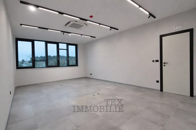 Commerciale Poreč, 136m2 – 2