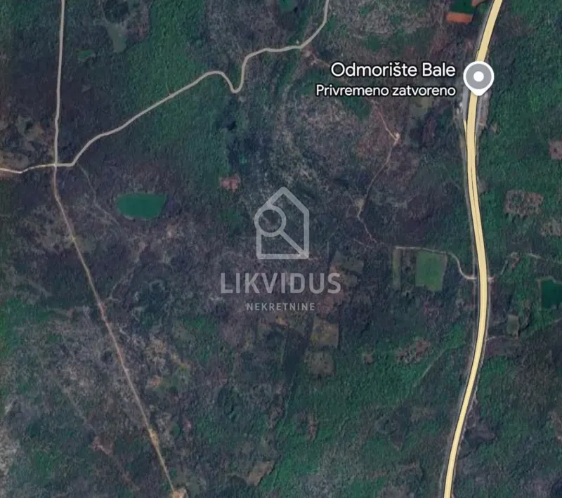 Bale, 42.074 m², landwirtschaftliches Grundstück, in der Natur Wald