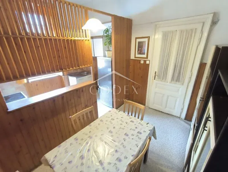 Opatija center – spacious apartment with balcony, 1 min to sea – 2