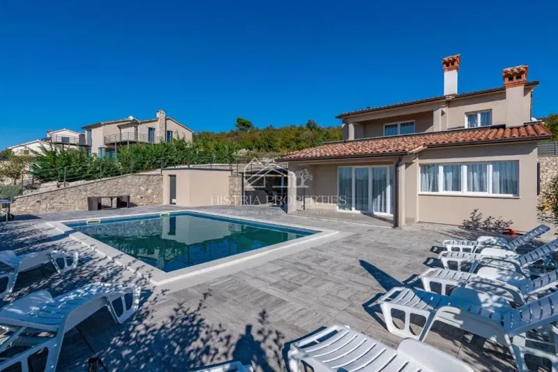 Beautiful panoramic view of the Bay of Raška and a house for rent with 2 furnished apartments – 3