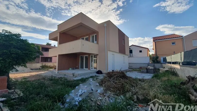 House Vir – 2