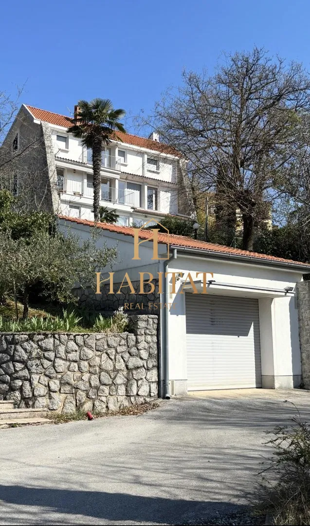 Matulji, samostojeća kuća s bazenom, 250 m2