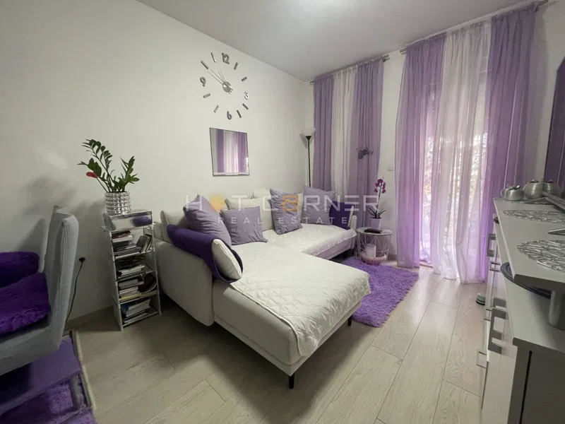 Monvidal, stan 40m2, 1 spavaća soba, terasa, natkriveni parking – 2