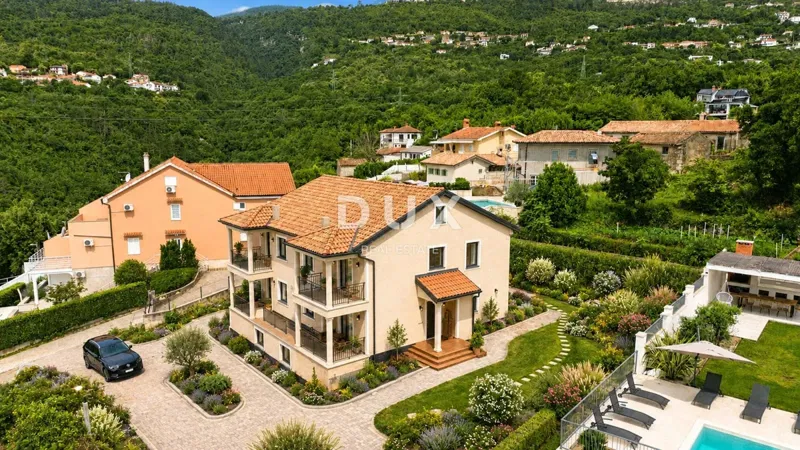 IČIĆI, POLJANE - semi-detached house - construction started 225m2 with panoramic sea view + area 620m2 – 3