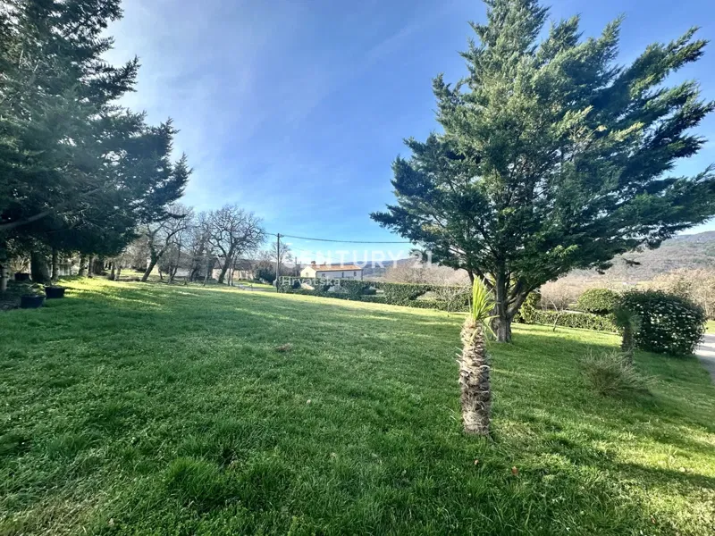LABIN, KRŠAN, CASA CON DUE APPARTAMENTI E AMPIO GIARDINO IN POSIZIONE TRANQUILLA – 2
