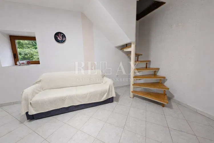 Jablanac - house in the old town 30 m from the sea – 2
