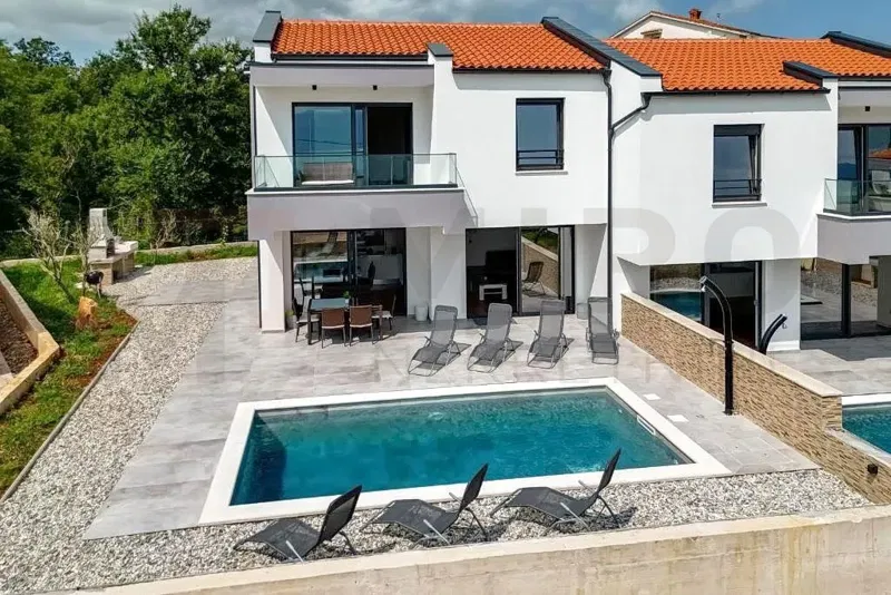 Vrbnik, surroundings, two houses for sale with swimming pools in a quiet location! – 2