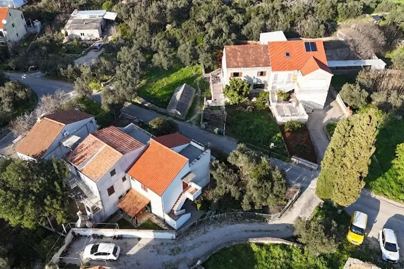 Semi-Detached house with sea view – 3