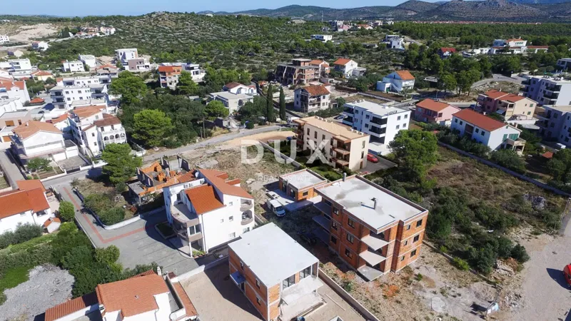 ŠIBENIK, BRODARICA - Two-bedroom apartment on the 2nd floor with a view of the sea and the island of Krapanj S6 – 3
