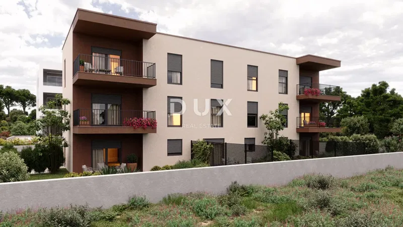 ŠIBENIK, BRODARICA - beautiful two-bedroom apartment on the ground floor S3 with a large garden and terrace – 3