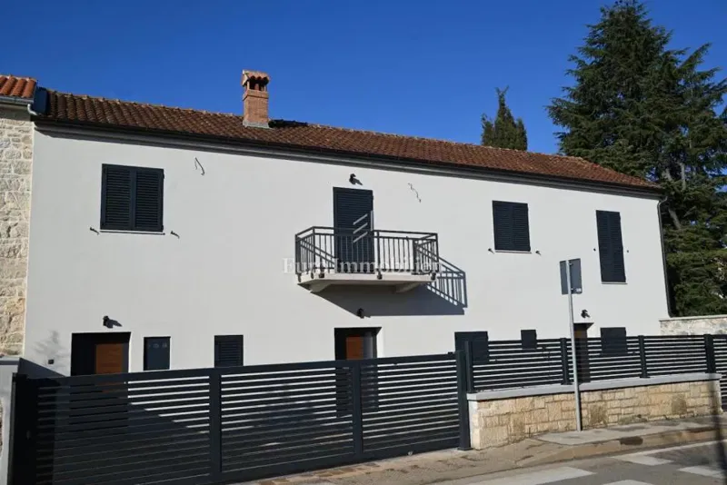 Kuća s tri apartmana blizu plaže, Funtana