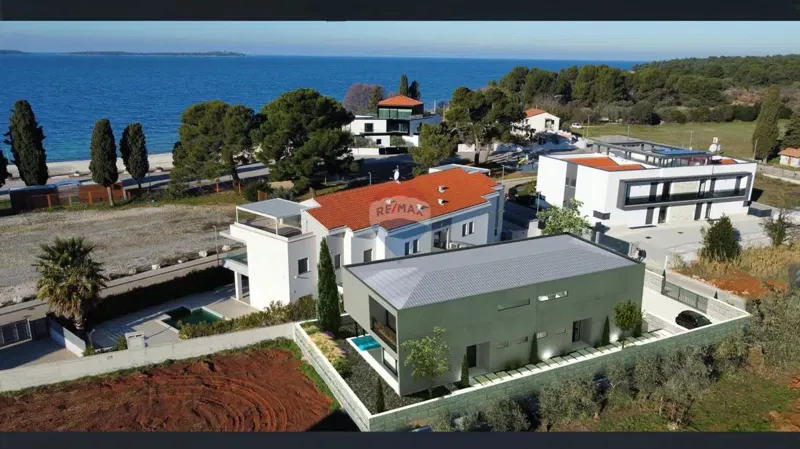 Casa Fažana, 322,68m2 – 3