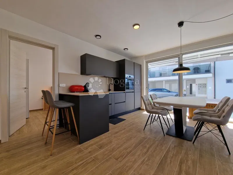 Spacious apartment with garden 700 m from the sea - Ližnjan, Istra – 2