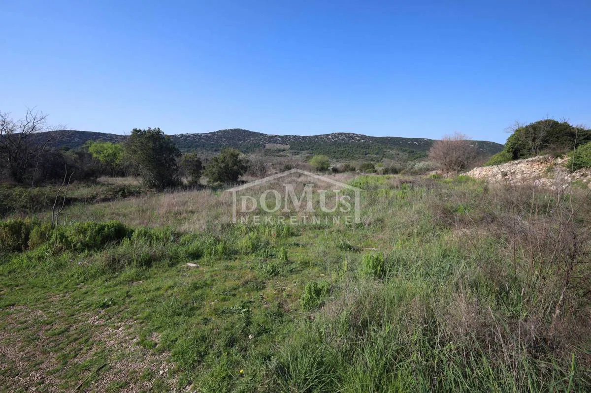 Tribunj, poljoprivredno zemljište površine 1.191 m²