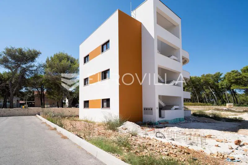 Vir, three-bedroom apartment on the first floor of a residential building with a sea view – 3