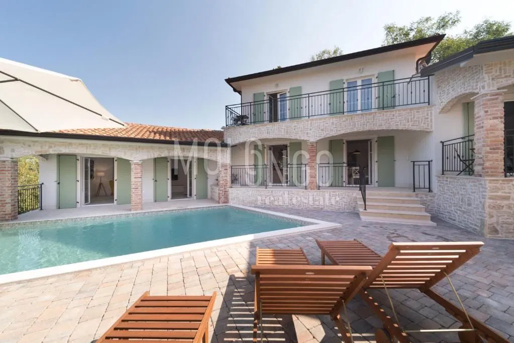ISTRA, VIŽINADA predivna villa s bazenom