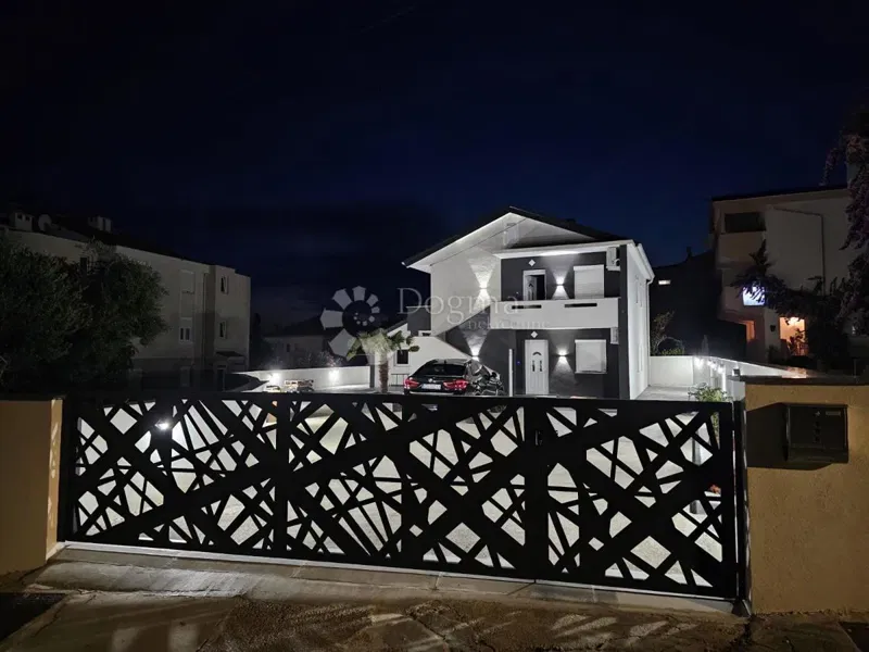 Casa Novalja, 250m2 – 2