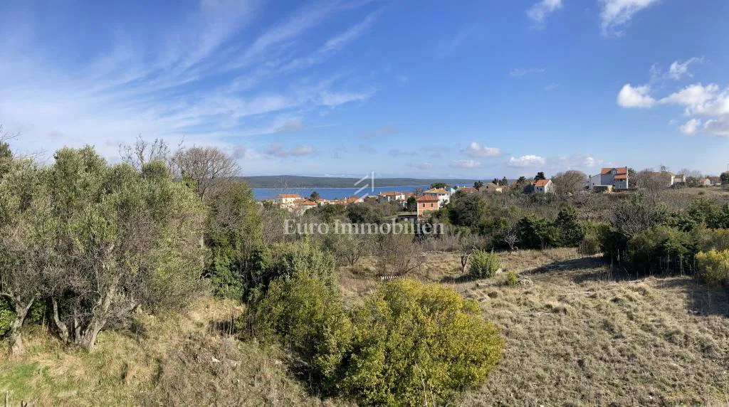 Nerezine - građevinsko zemljište s pogledom na more