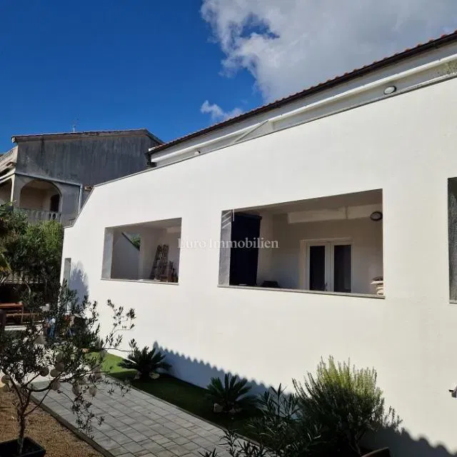 Islan of Pag - house with six apartments near the sea and beach – 2