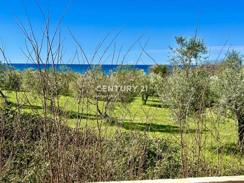 UMAG, DUPLEX HOUSE ONLY 150 METERS FROM THE BEACH WITH PANORAMIC AND OPEN SEA VIEW – 3