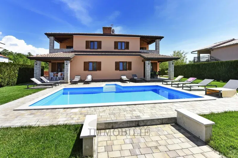 Poreč - Detached house with four residential units, 417 m² – 2
