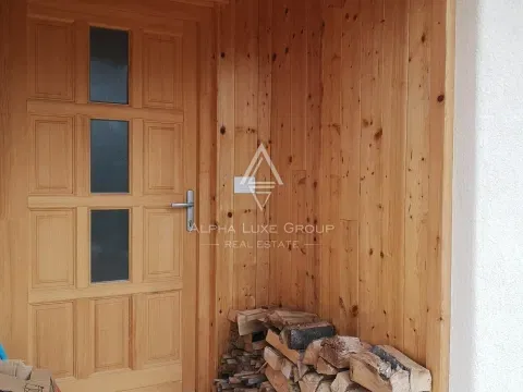 Istria, Poreč: Wooden house with large land – 3