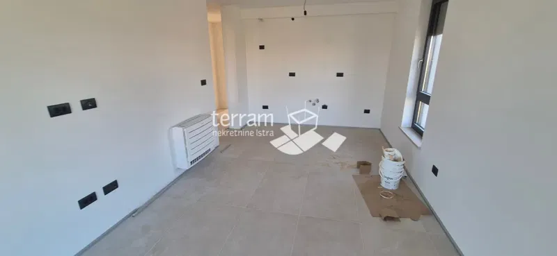Istra, Pula, Valdebek, prizemlje 70,47m2, 2SS+DB, vrt 109m2, spremište, parking, NOVO, #prodaja