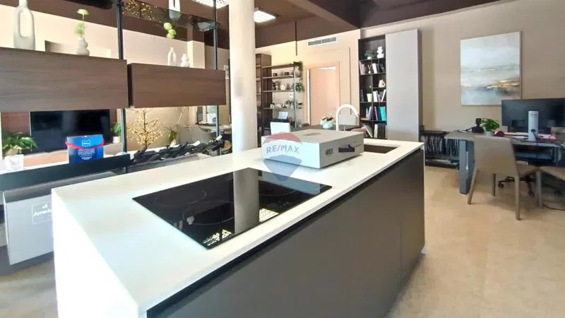 Attività commerciale Novigrad, 129m2