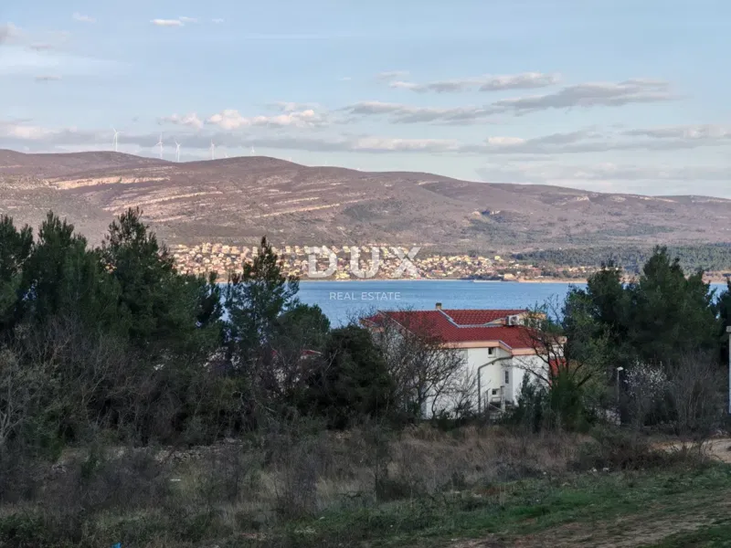 ZADAR, PRIDRAGA - Terreno edificabile in vendita a 400 metri dal mare