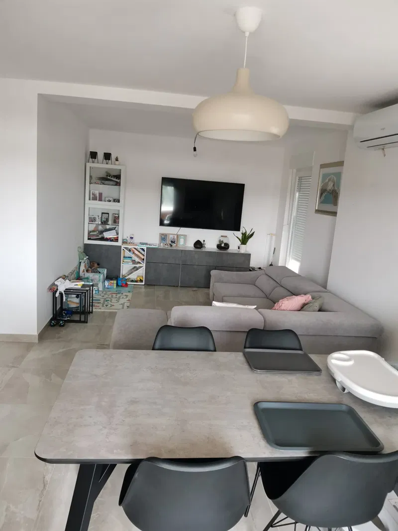 Dvoetažni 4S+DB + garsonjera, 162 m² u novogradnji,Marinići – 2