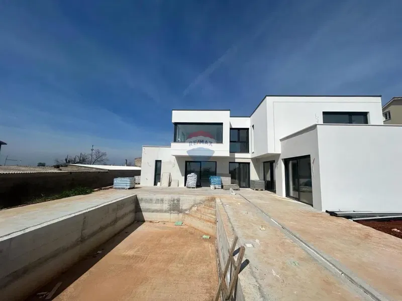 Dom Kaštelir – 2