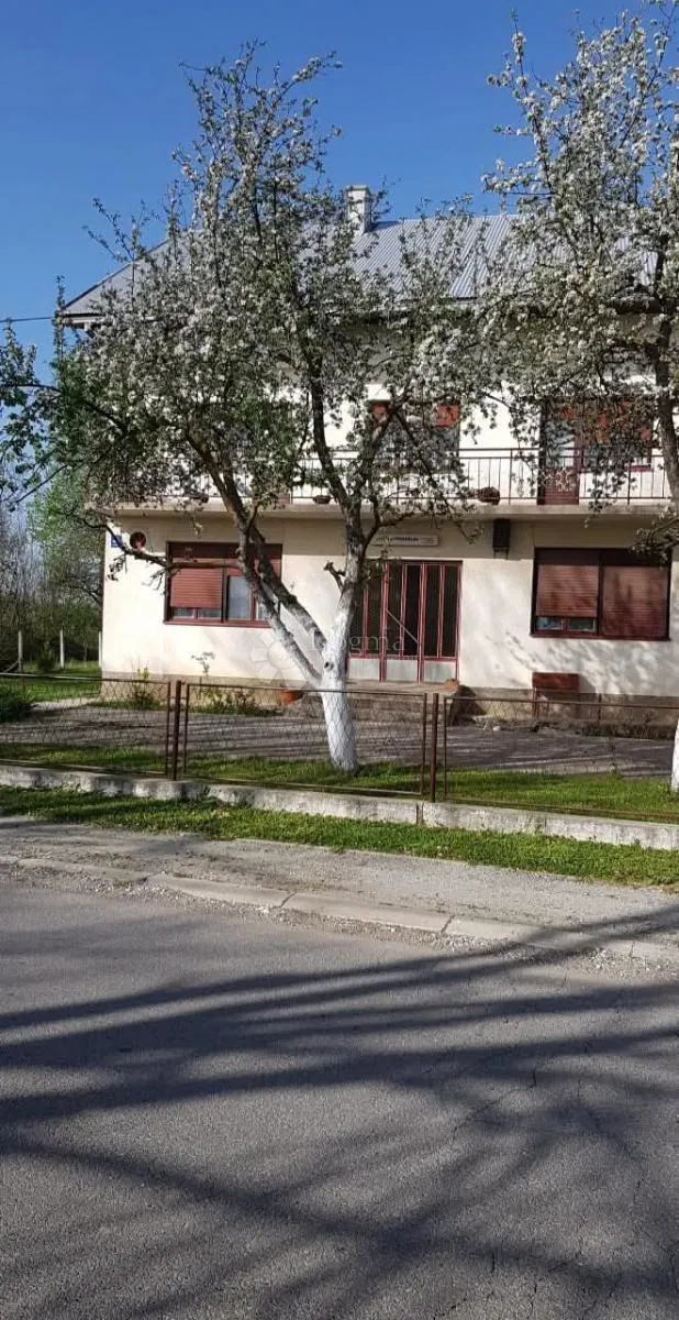 Casa Centar, Gospić, 200m2