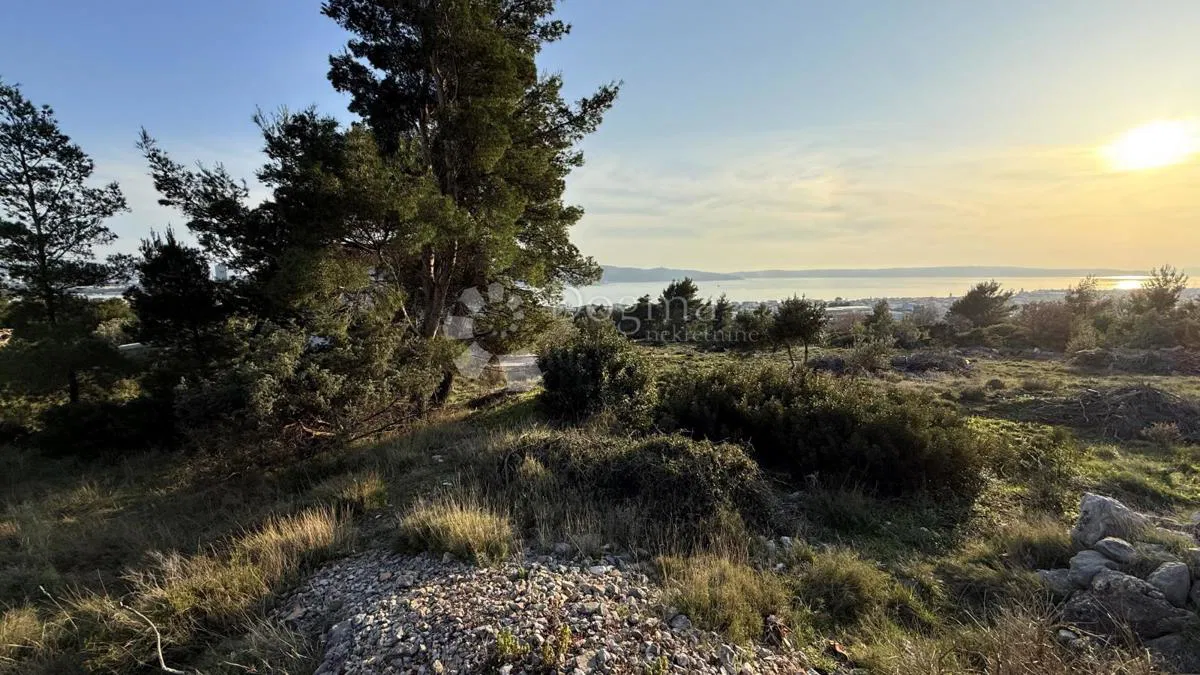 Építési telek Kaštel Sućurac, Kaštela, 760m2