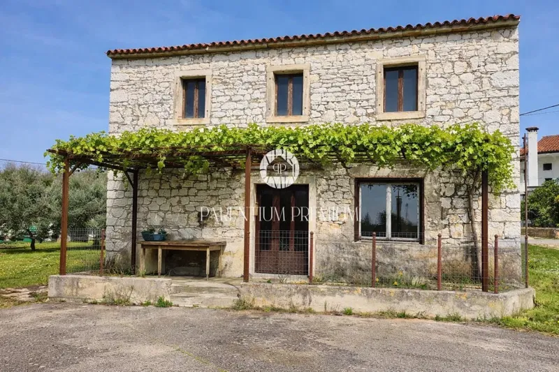 Authentic Istrian Stone House for Renovation near Umag – 2