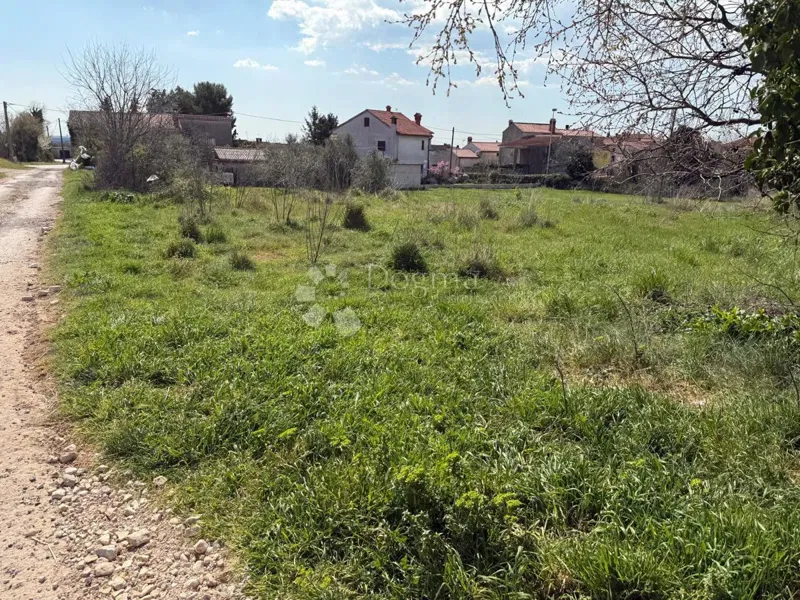 Terreno edificabile Galižana, Vodnjan, 759m2 – 2