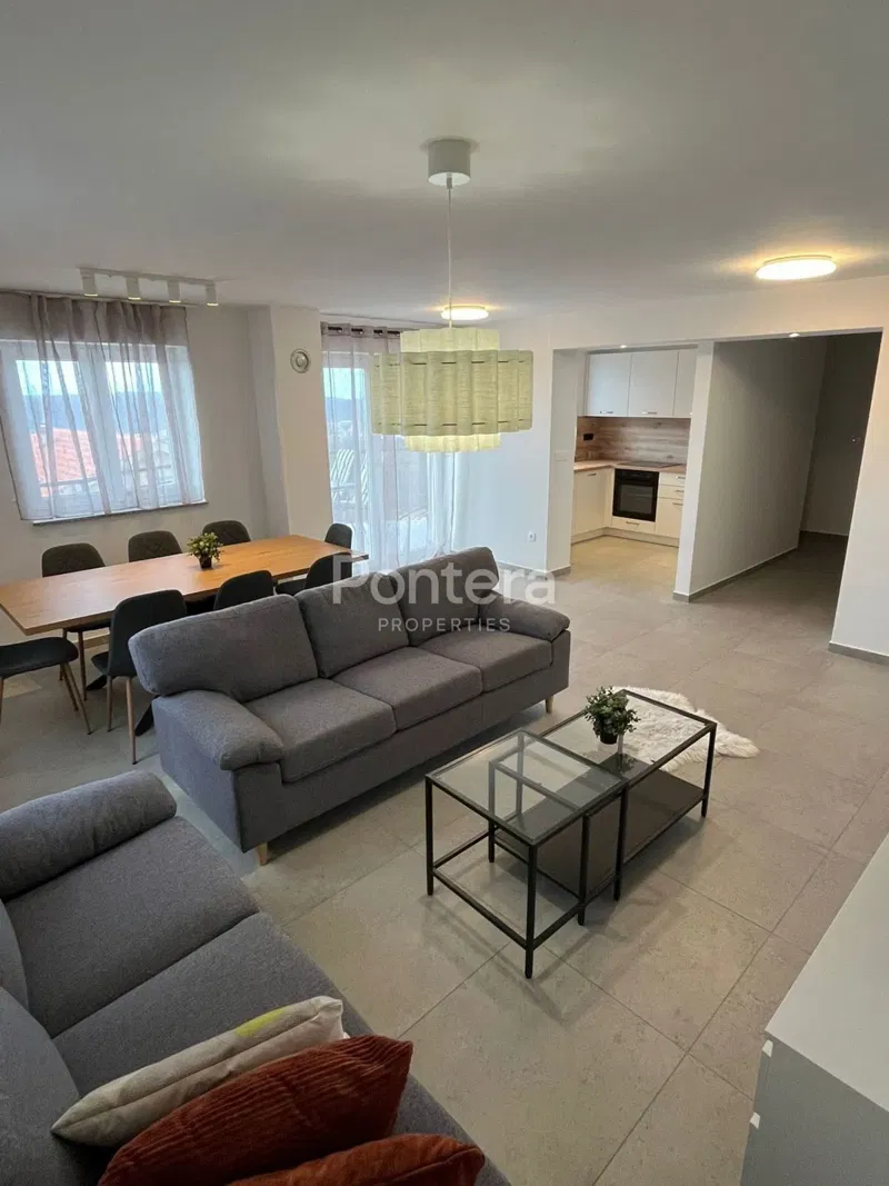 Appartamento/appartamento Kukuljanovo, Bakar, 130m2