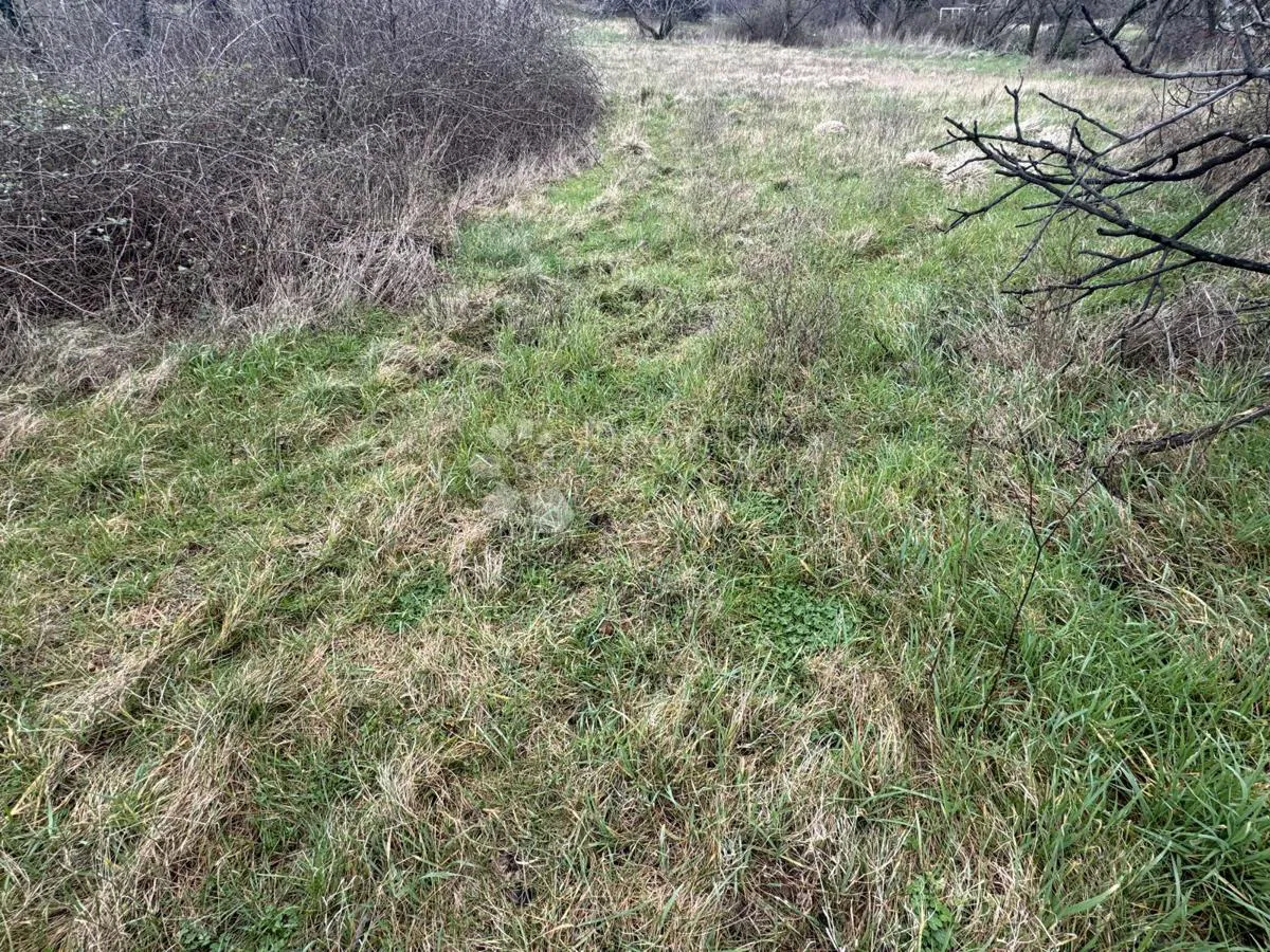 Építési telek Krasica, Bakar, 1.050m2