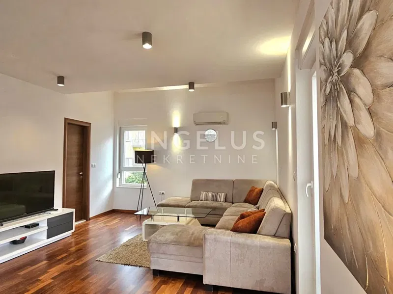 Podstrana Strožanac - three-bedroom duplex apartment, 2 parking spaces – 2