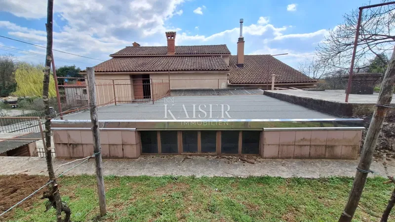 Opatija, Jušići, house with large building land – 2