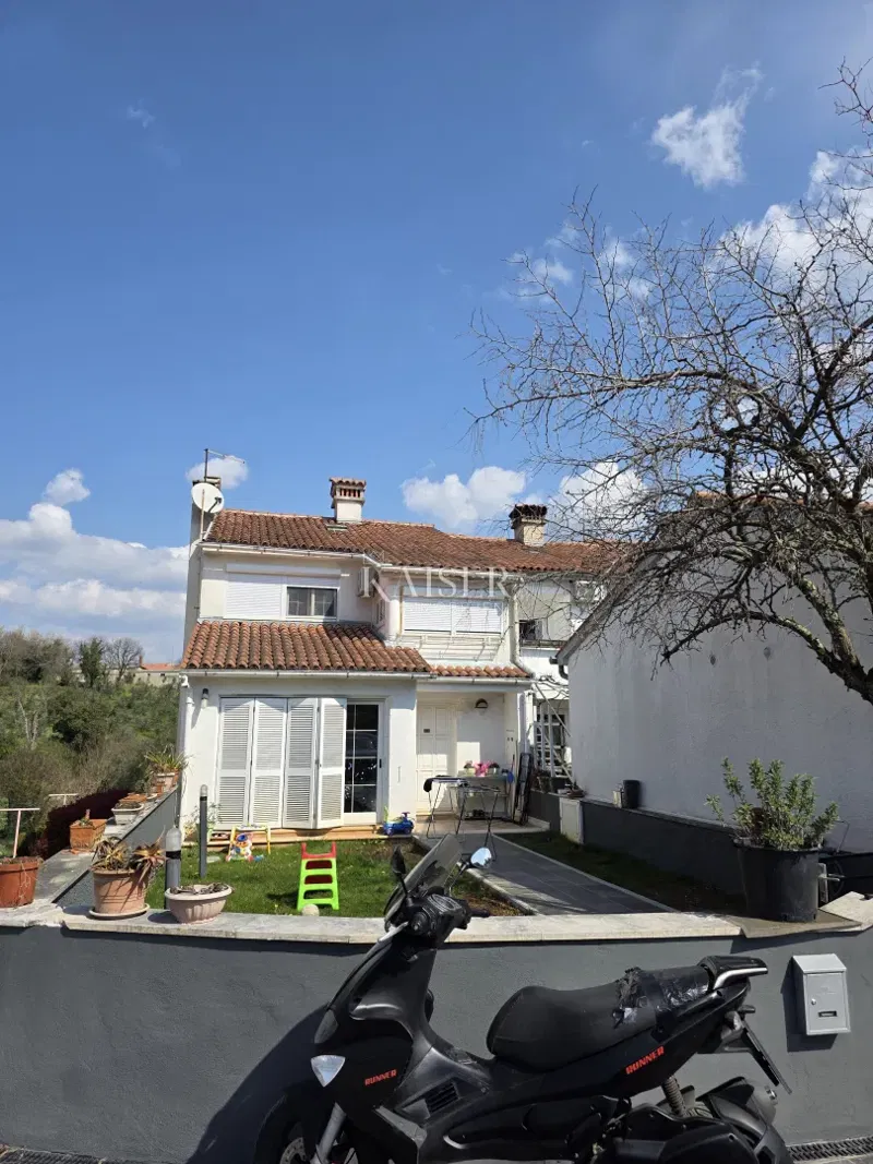 Istria - Parenzo, casa vicino al mare, la posizione più ambita della città. – 2