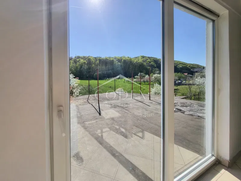 Donje Mrzlo Polje – Haus mit 2 Wohnungen nahe Mrežnica