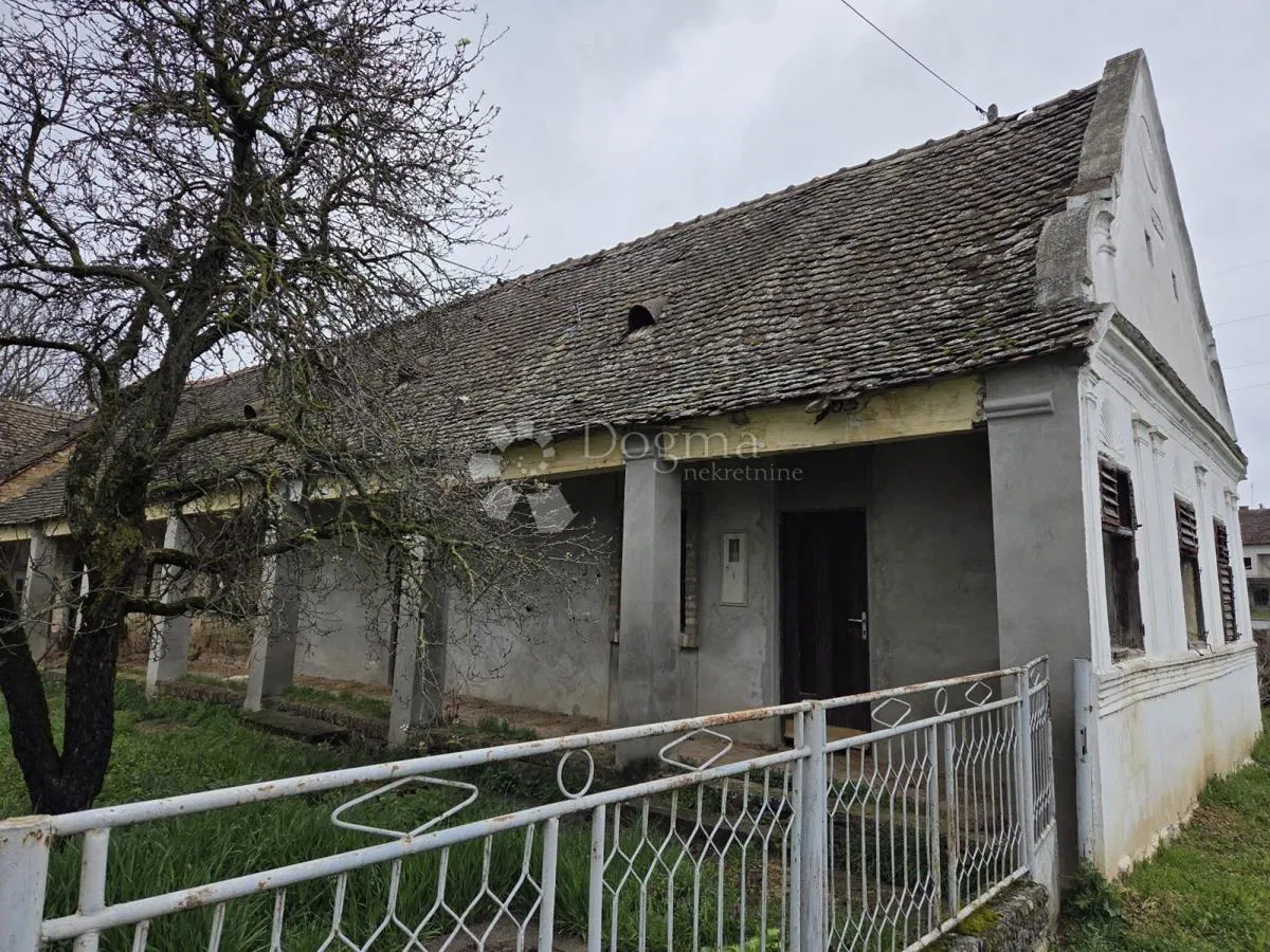 Dům Beli Manastir, 325m2