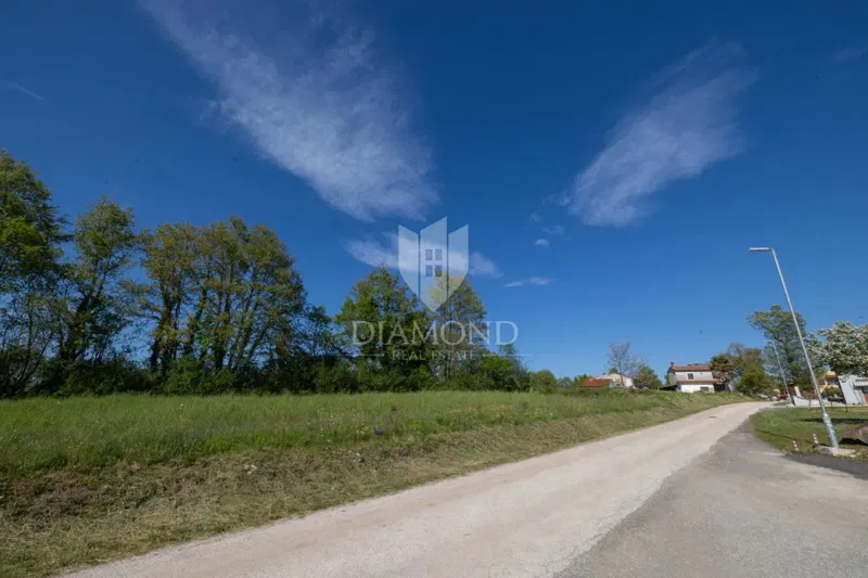 Terreno edificabile vicino a Žminj, idillio rurale – 2