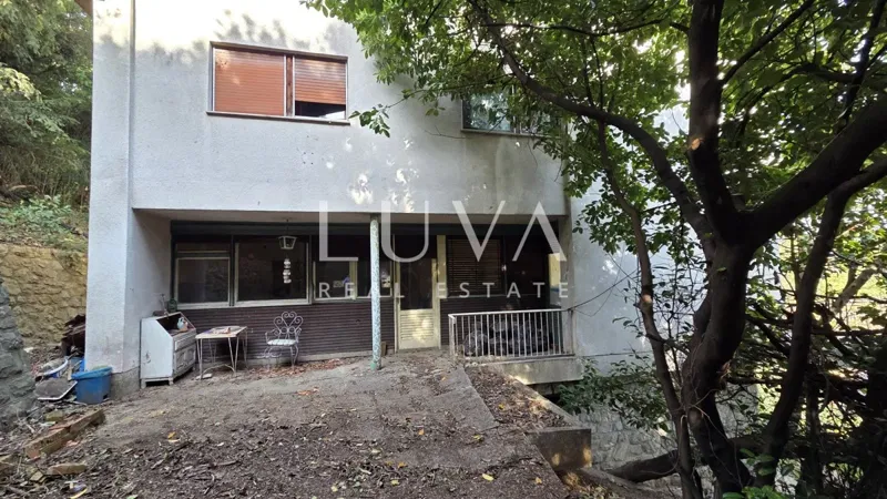 Zagrzeb, dom do adaptacji lub rozbiórki na sprzedaż w pobliżu Cmrok. – 3