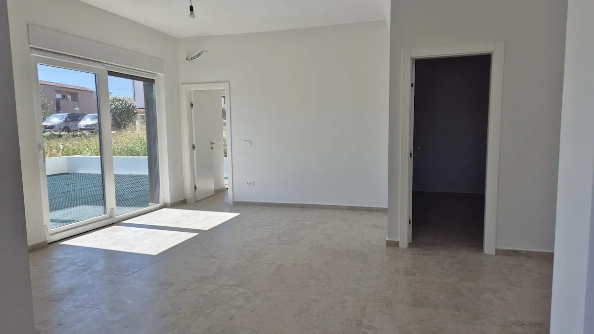 Mieszkanie na parterze z ogrodem – nowa inwestycja, 76 m², 2 miejsca parkingowe, blisko morza