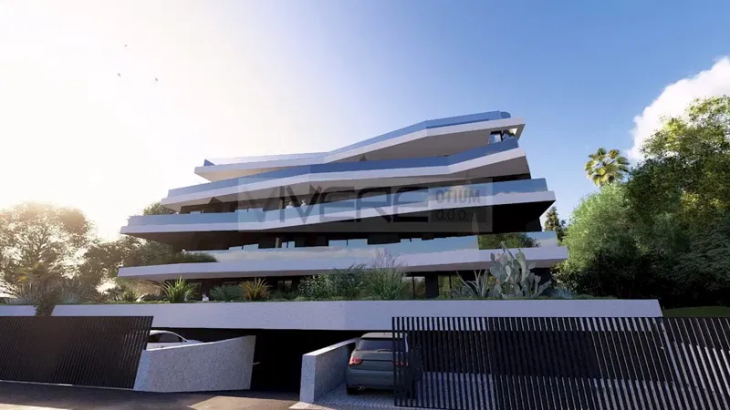 Penthouse tetőtéri terasszal egy modern lakóépületben – 2