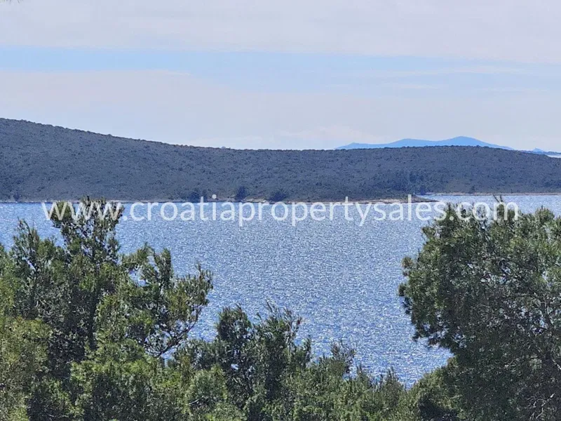 Hvar, građevinsko zemljište, prodaja, 425.000 €