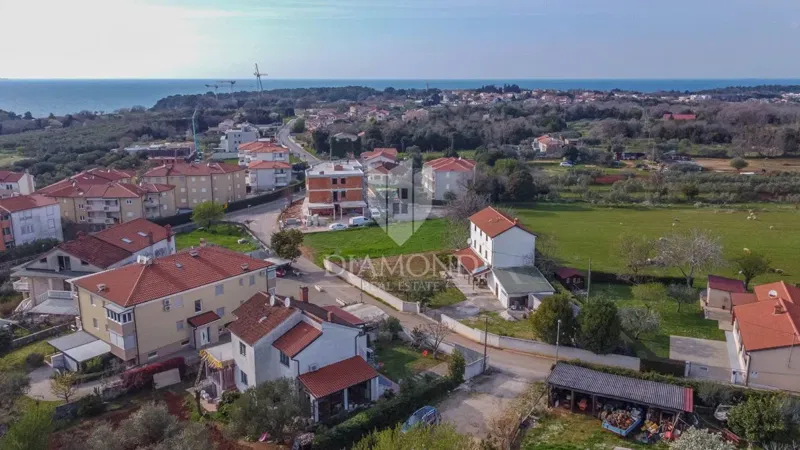 Umag, okolica, zemljišče na odlični lokaciji! – 3