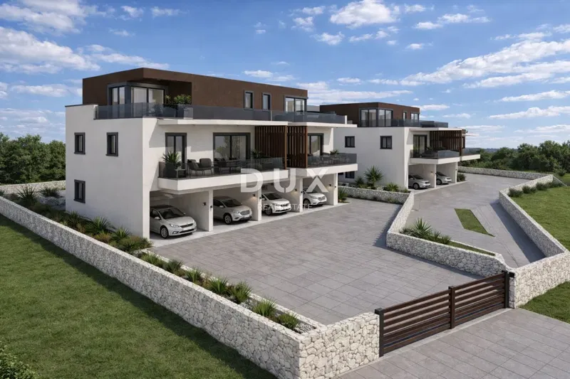 ŠIBENIK, BRODARICA – Lakás új épületben garázzsal, 270 méterre a tengertől – 2